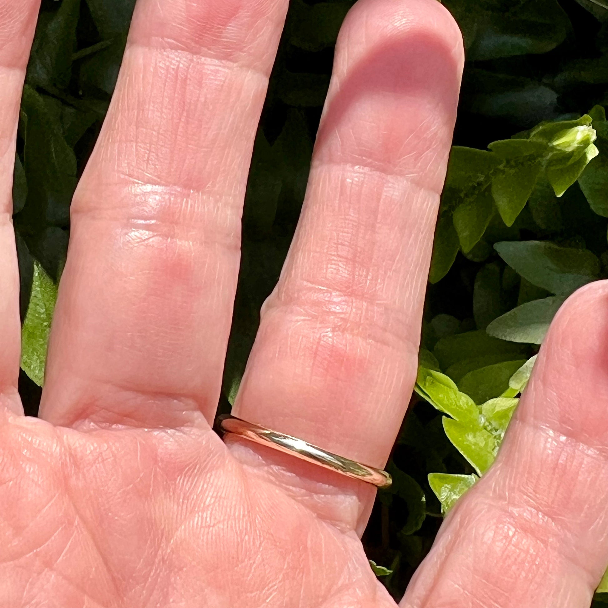 Green Sapphire 14k Gold ring, Gemstone Ring,Friendship Ring,September Birthstone Ring, Alternate Wedding Ring