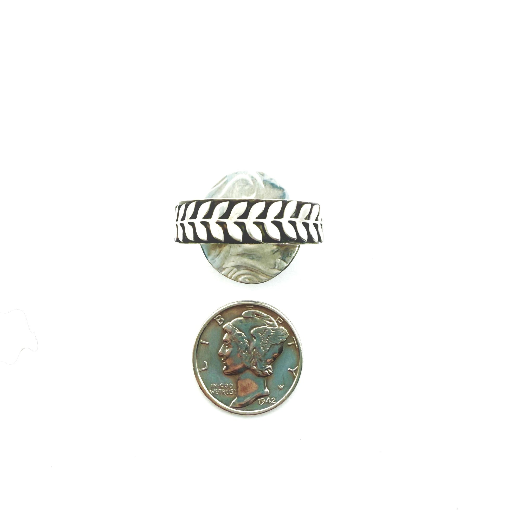 Golden Hills Turquoise Ring: Sterling Silver Leaf Band, Size 7.5