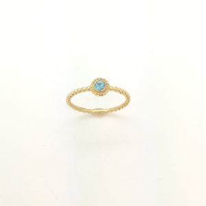 Gold ring in 14K with Blue Topaz