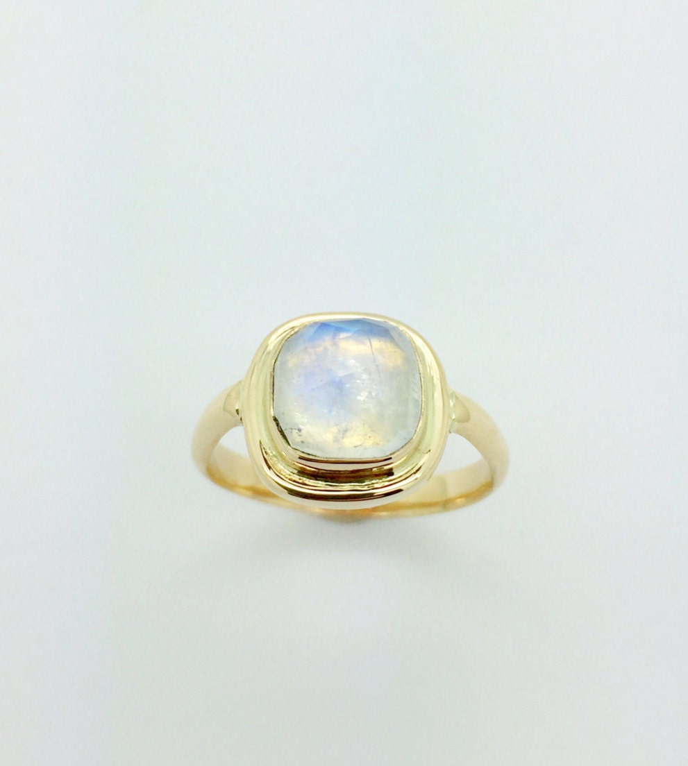 Moonstone in 14k Gold Ring