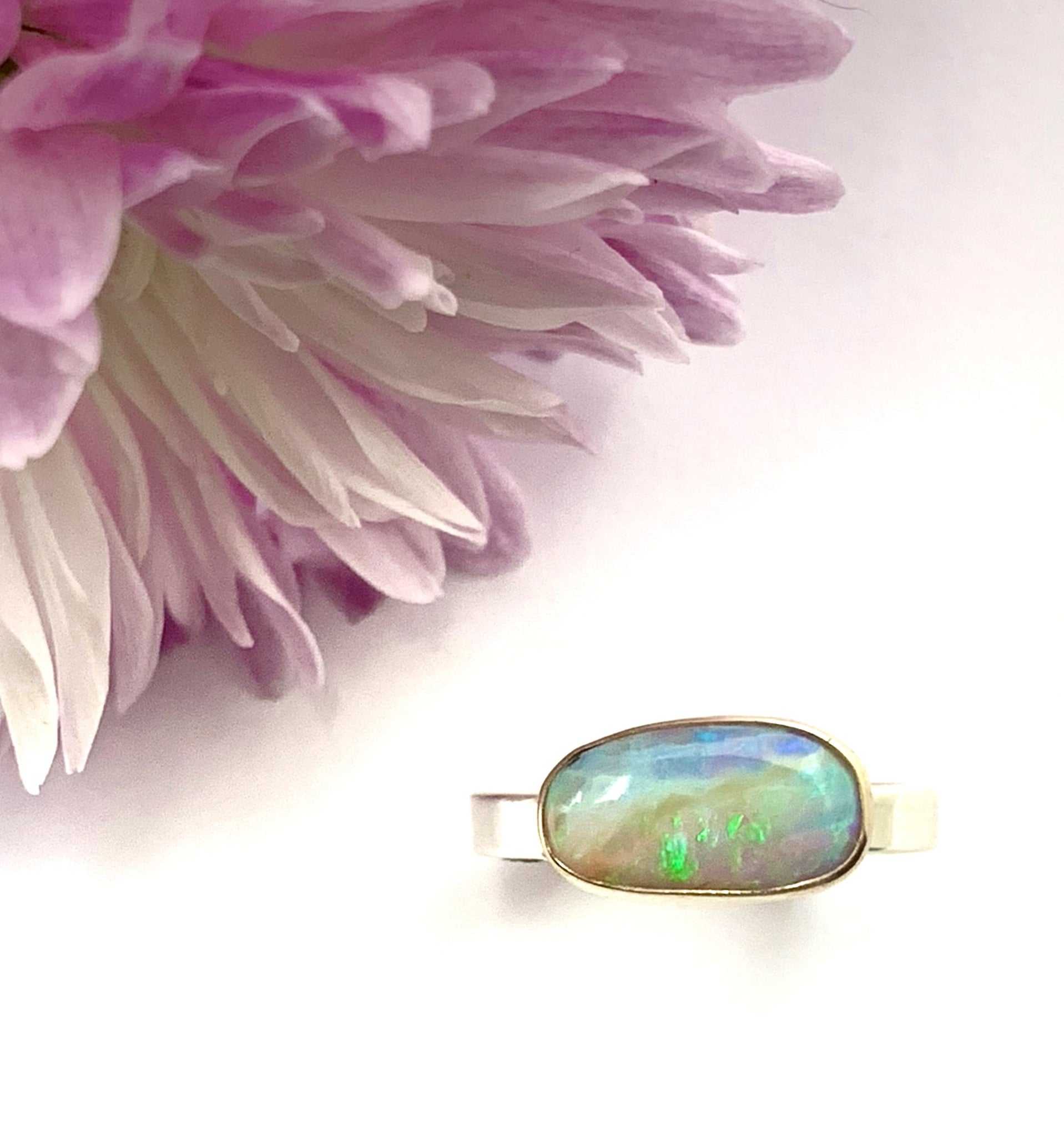 The Uniqueness of Australian Opal Rings - Macs Opals